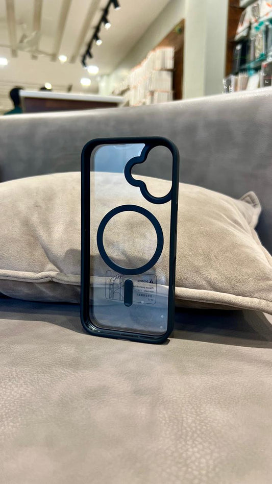 Clear Black Edge MagSafe iPhone 17 Case – Sleek & Durable