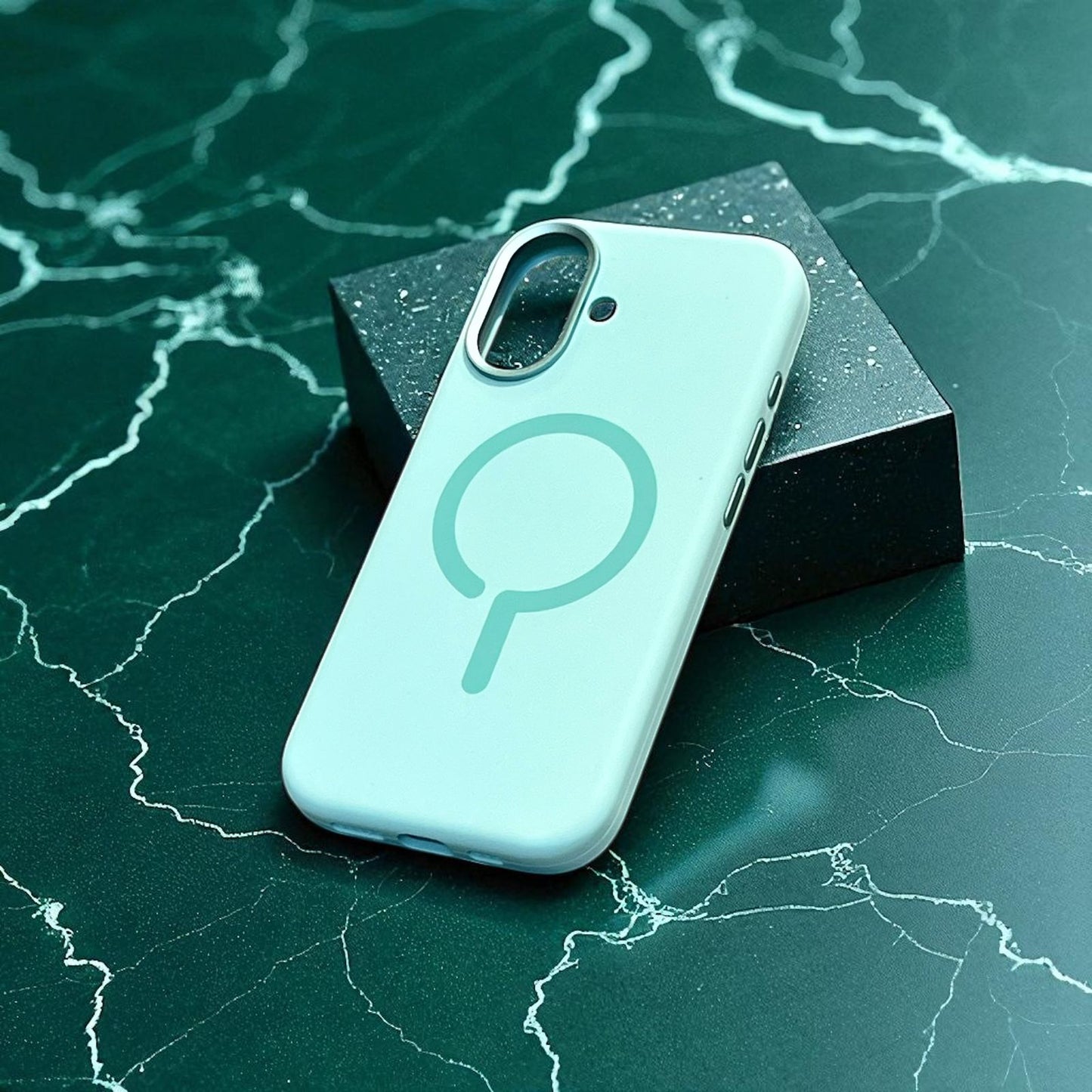 iPhone 17 Silicone Case with MagSafe – Soft Touch Finish + Full Camera Protection