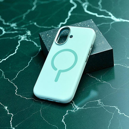 iPhone 17 Silicone Case with MagSafe – Soft Touch Finish + Full Camera Protection