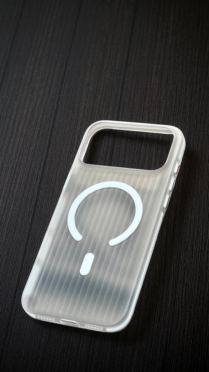 Striped Frosted White MagSafe iPhone 17 pro Case – Minimalist & Protective